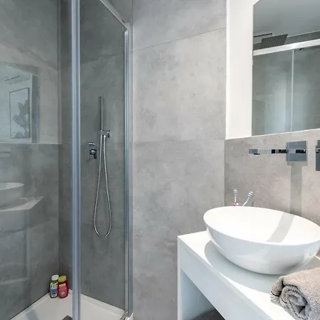 1 Neuve - Studio Moderne Avec Vue - Place Garibaldi 니스